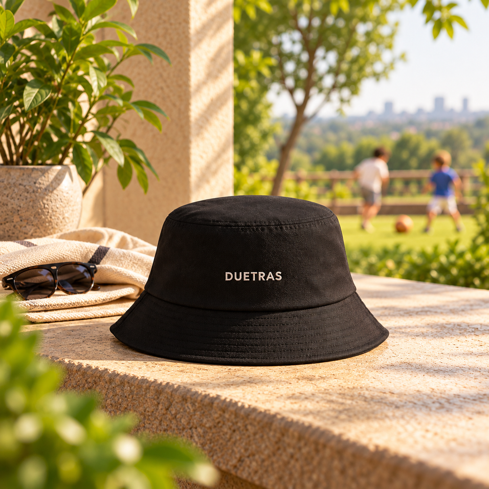 Vela "U" Hat